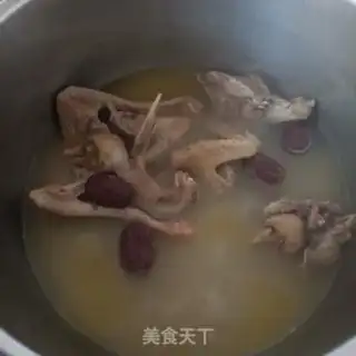 Make Maran head pigeon soup step 3