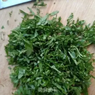 Make Maran head egg soup step 1