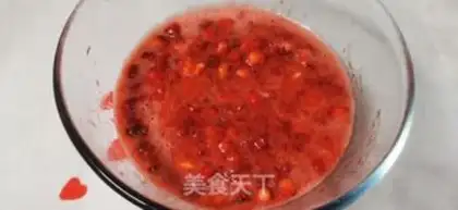 Make Homemade strawberry sauce step 2