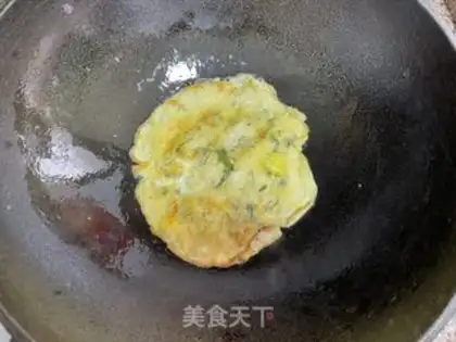 Make Fried eggs step 7