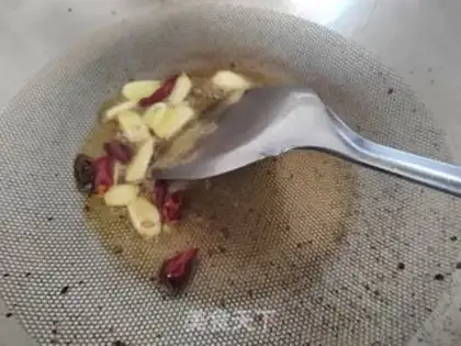 Make A hand tore step 1