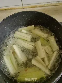 Make Spoon mushroom soup step 5