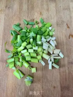 Make Onion duck intestines step 2