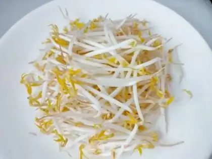 Make Soccer bean sprouts step 2