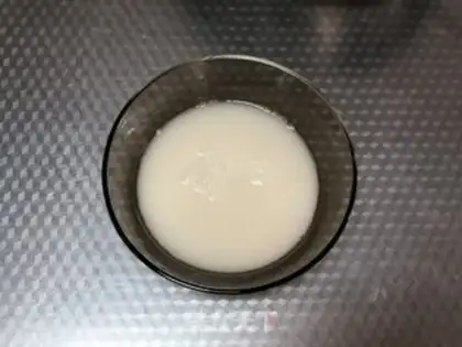 Make Five sesame pancakes step 1
