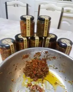 Make Holy chili sauce step 2