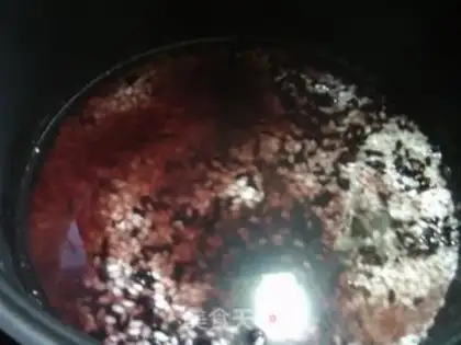 Make walnuts, black rice cake step 4