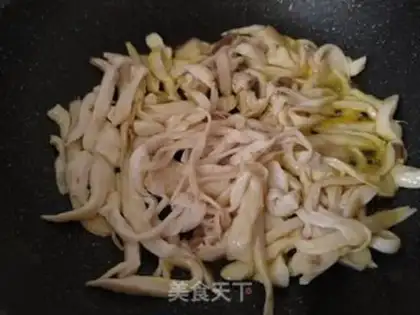 Make The almond mushrooms step 4