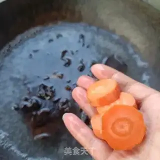Make cucumber fried oars step 1