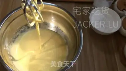 Make Coconut gold cake step 2