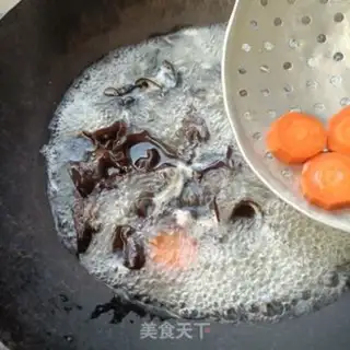 Make cucumber fried oars step 2