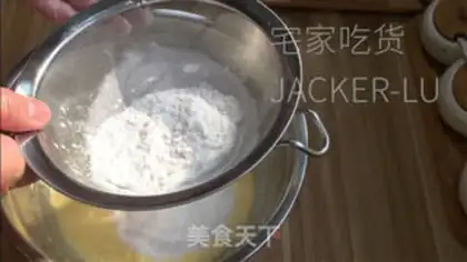Make Coconut gold cake step 4