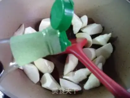 Make The sauce is white step 5