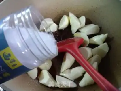 Make The sauce is white step 6