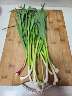 Make Garlic silhouette step 0