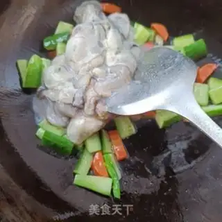Make cucumber fried oars step 8