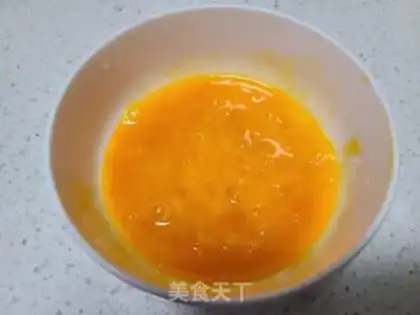 Make Eggs are fried step 1