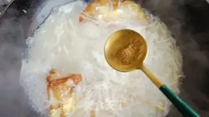 Make Fried egg radish soup step 10