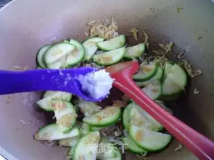 Make Shrimp hides and scabs step 4