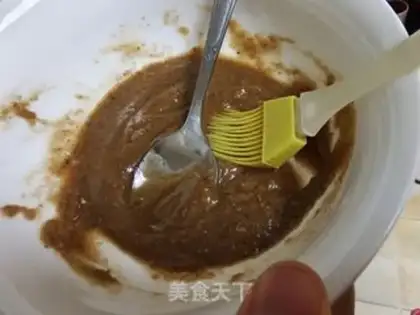 Make Plum pork pan helmet step 2
