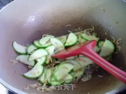 Make Pickles and tomato soup step 2