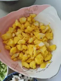 Make Low-fat chicken pizza step 2