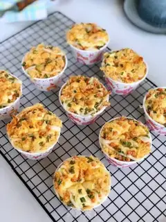 Make Onion meat and ham cake step 7