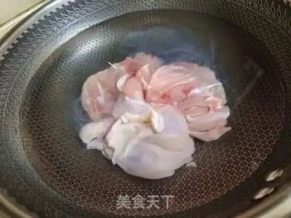 Make Hands tore chickens step 1