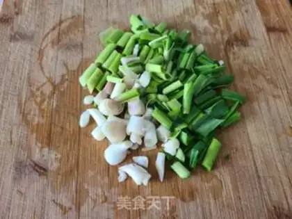 Make Scrambled eggs step 4
