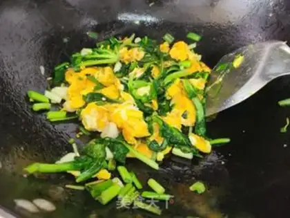 Make Scrambled eggs step 5