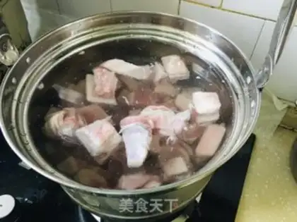 Make Home cooking lamb chops step 1