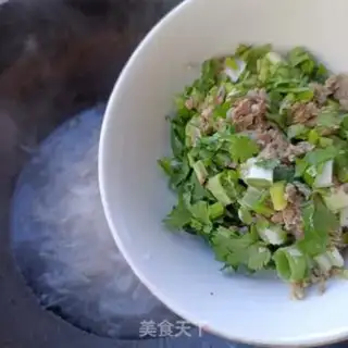 Make A radish lamb soup step 10