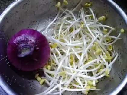Make Onion fried lamb chops step 4