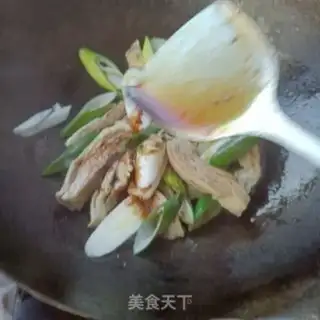 Make Onion fried lamb chops step 7