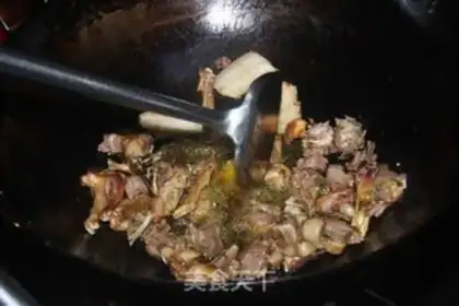 Make Qianmin Fong is now working on a duck step 1