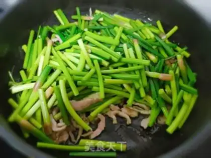 Make Garlic fried meat step 3
