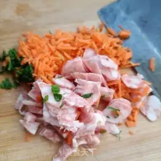 Make Carrots and maran heads step 7