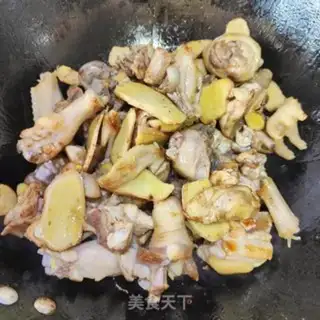 Make A chicken with herbs step 8