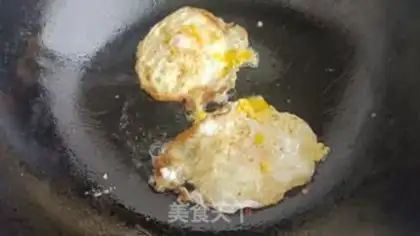 Make Egg soup step 3