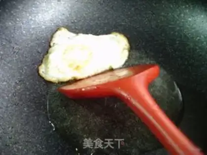 Make Soy sauce and eggs step 1