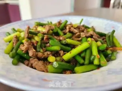 Make Garlic fried beef step 5