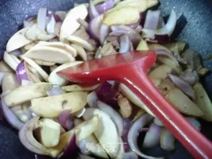 Make Meatloaf onions step 7