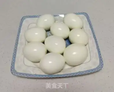 Make Creative color art egg step 2