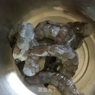Make Shrimp rim salad step 4
