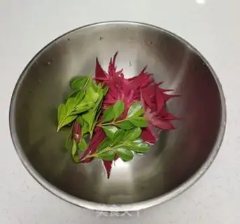 Make Creative color art egg step 4