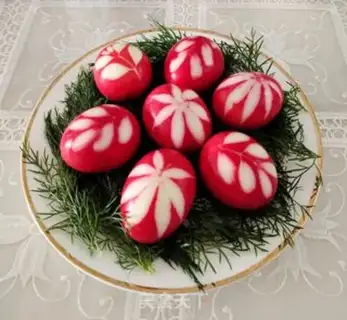 Make Creative color art egg step 11