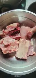Make A deer, mushroom-porn chicken broth step 0