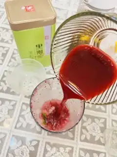 Make Yang Mei Iced Lemon Tea step 4
