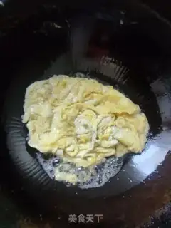 Make Chili fried eggs step 3