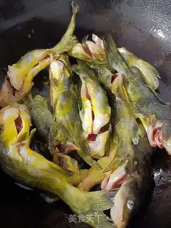 Make Stinging fish tofu pot step 2